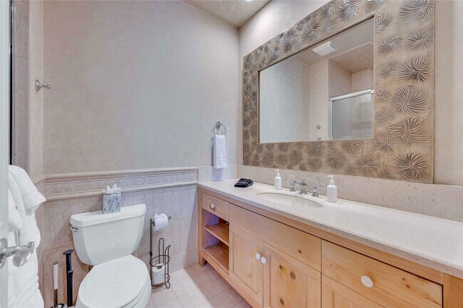 Building Photo - 74 Nurmi Dr