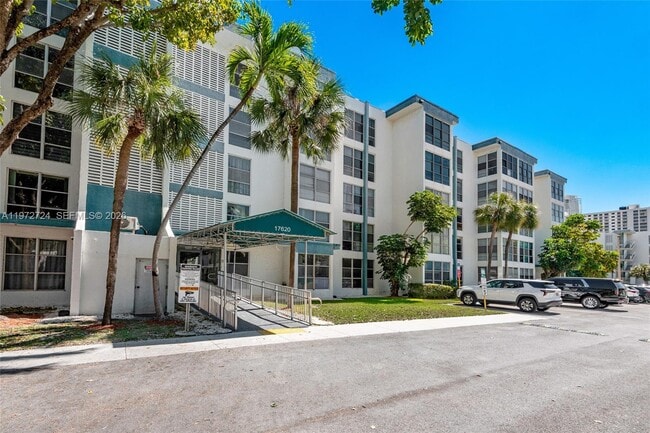 Building Photo - 17620 Atlantic Blvd