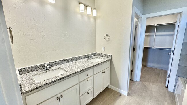 Building Photo - Beautiful Brand New 3-Bedroom Home in Coun...