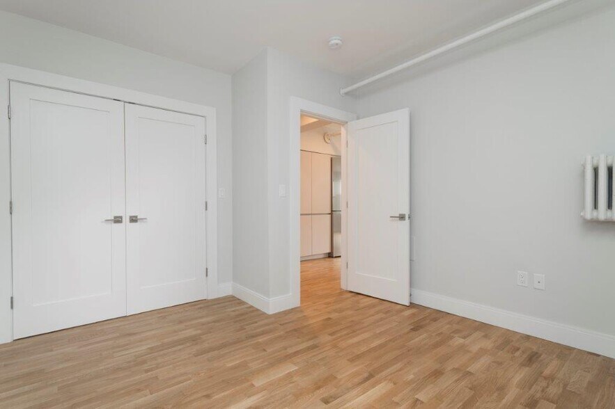 Building Photo - 129 Highland Ave