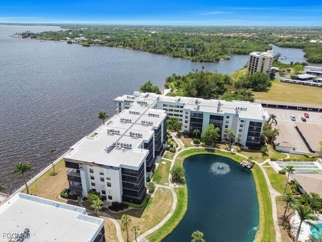 Primary Photo - 3490 N Key Dr