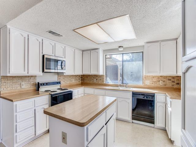 Building Photo - 6937 Eagle Rock Dr
