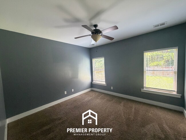 Building Photo - 4BR/2BA Birmingham Rental with Attached 1-Car Garage & Open Kitchen Island