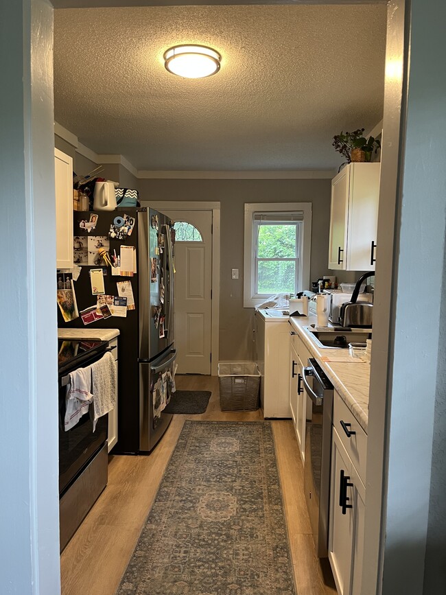 Building Photo - 4125 Olive St