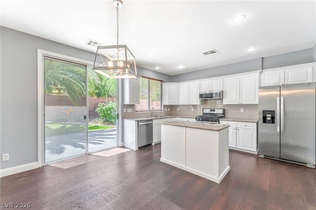 Building Photo - 9477 Perennial View Ave