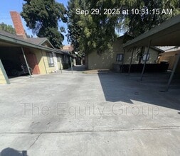 Building Photo - 1734 E Laura Ave