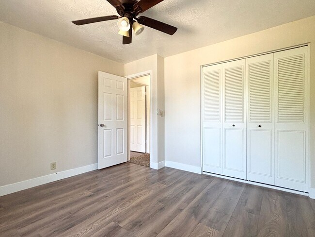 Building Photo - Mountain Views at Meadow Cove on 1/4 Acre ...