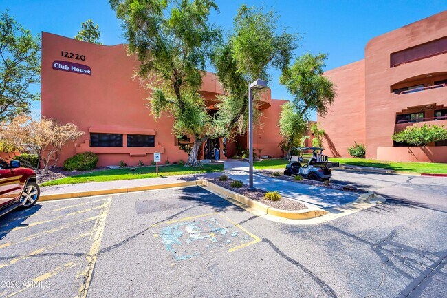 Building Photo - 12212 N Paradise Vlg Pkwy S