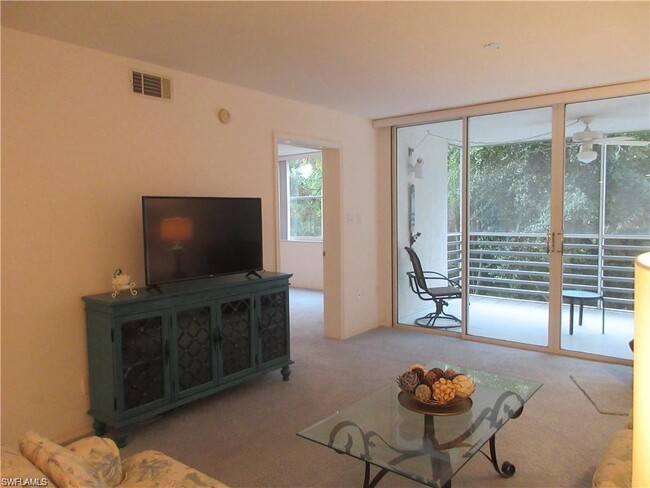 Building Photo - 290 Naples Cove Dr