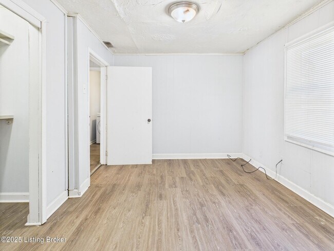 Building Photo - 2019 Hamburg Pike