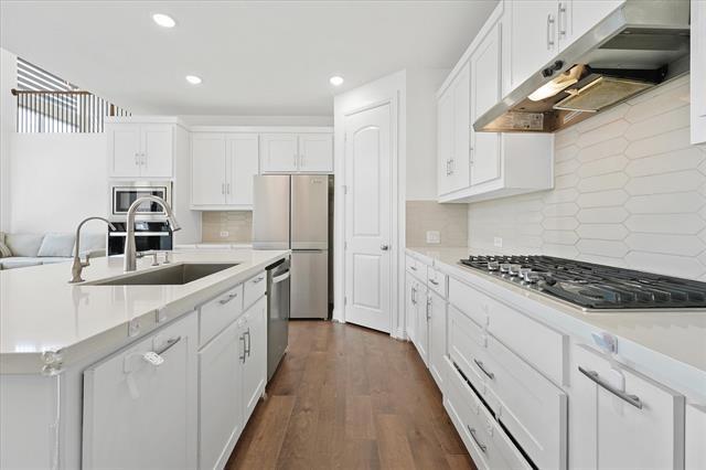 Building Photo - 1549 Pirene Aly