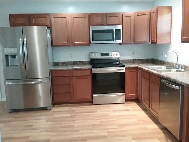 Building Photo - 12620 Kenai Dr