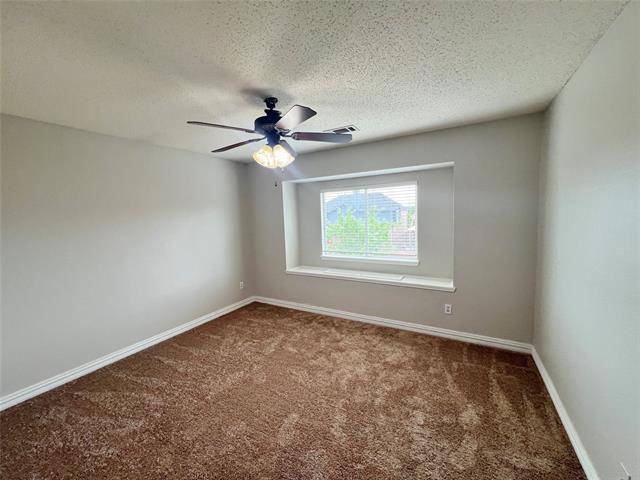 Building Photo - 613 Norwood Dr