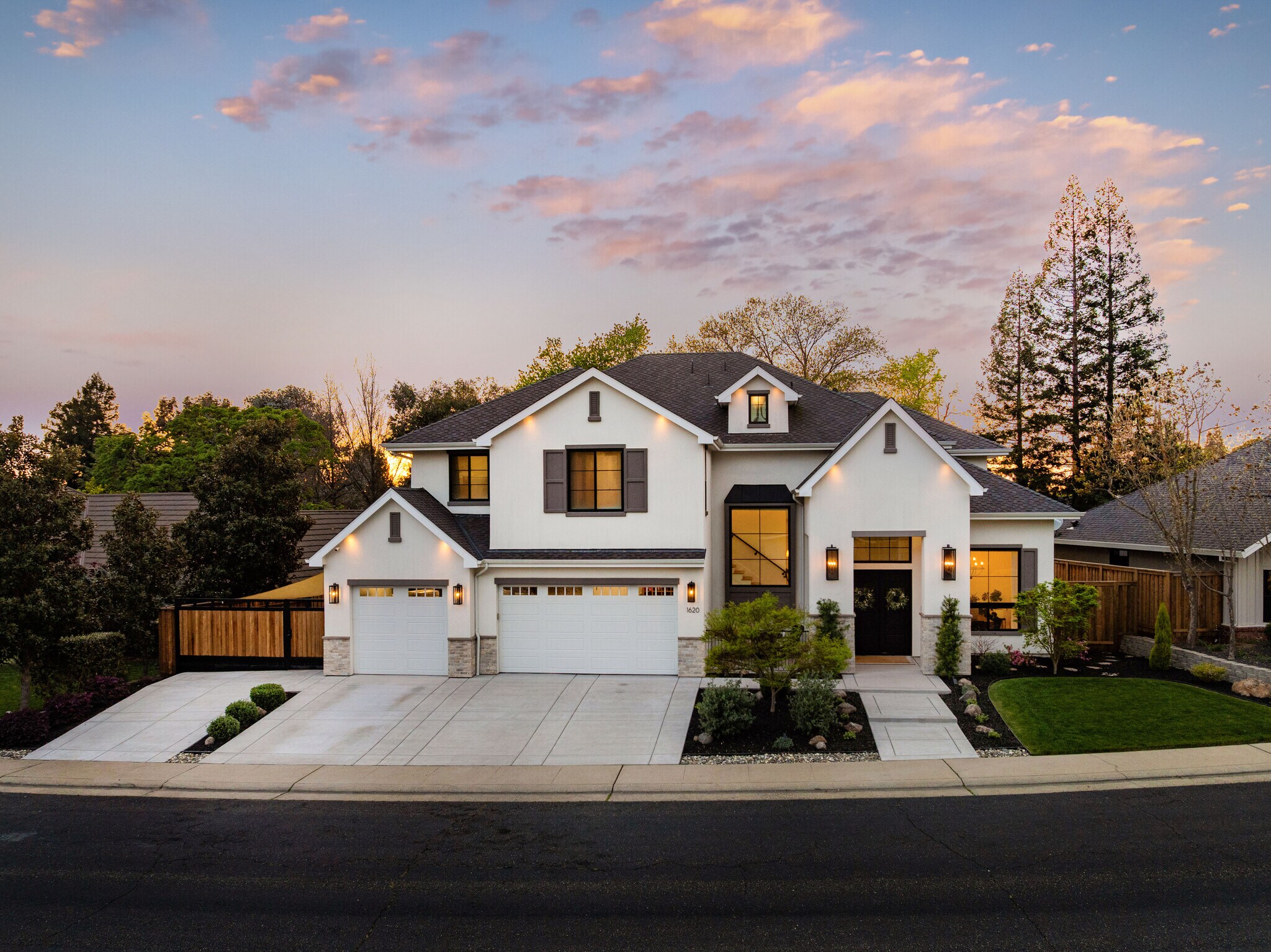 Building Photo - 1620 Winchester Way