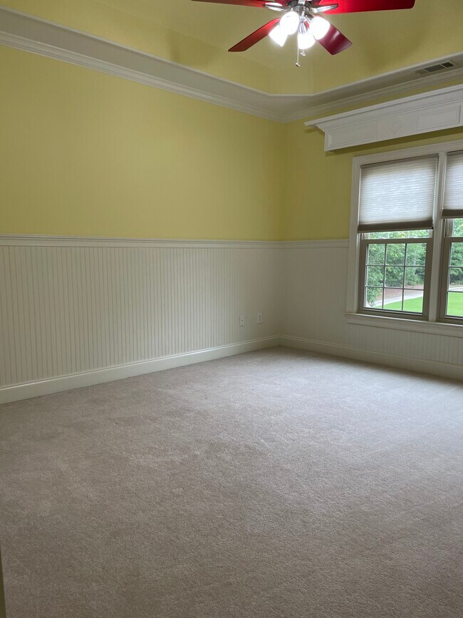 Building Photo - 5000 Wildeoak Trail