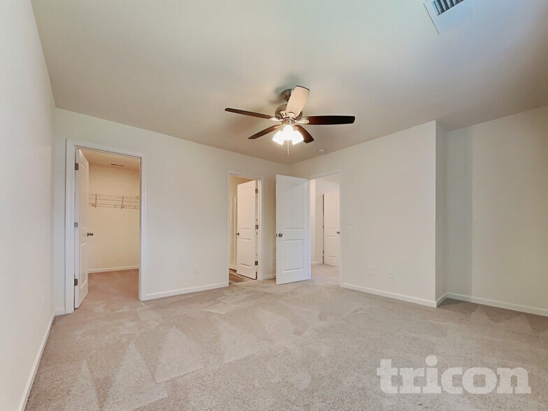 Building Photo - 234 W Turner St