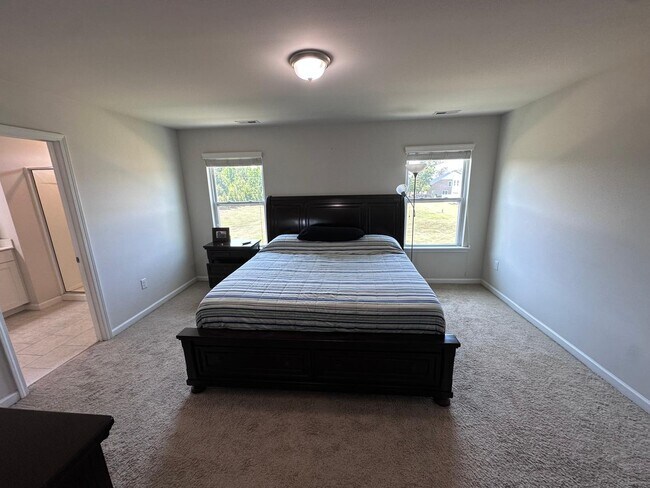 Building Photo - 784 Amarra Dr