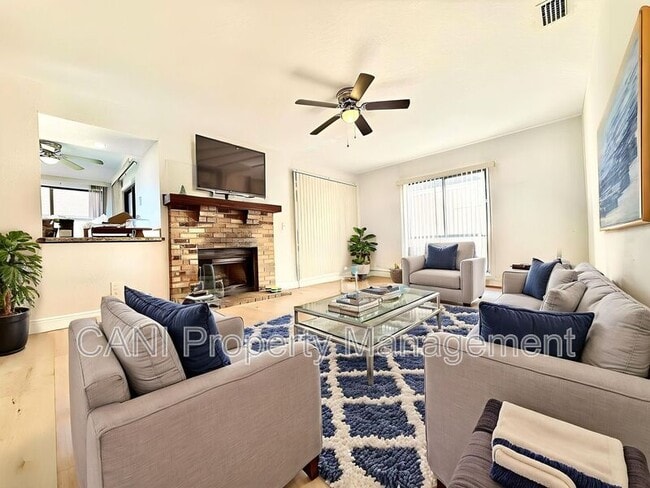 Building Photo - 435 Loblolly Ln