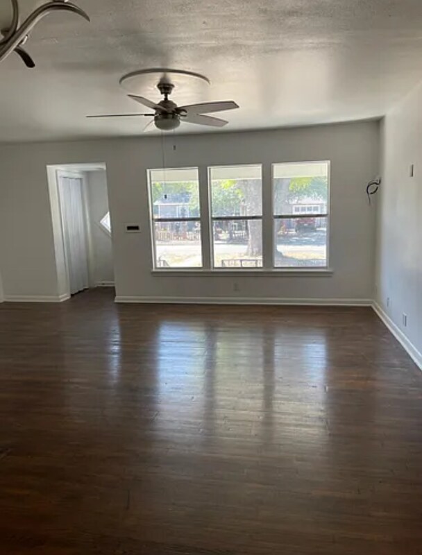 Building Photo - 123 Haverhill Dr