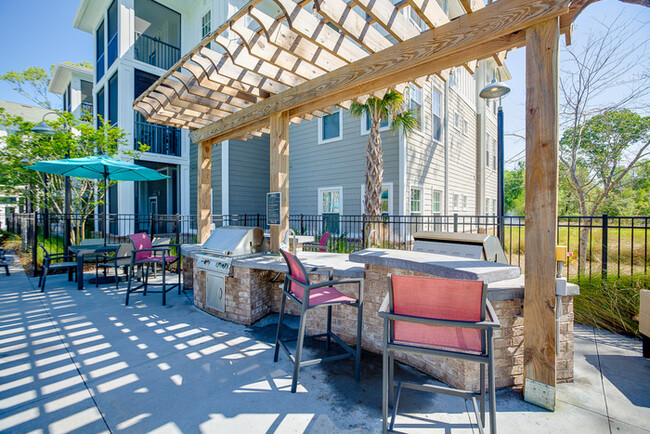 Building Photo - 109 Residences Ln