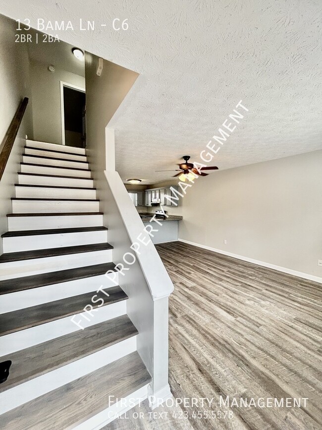 Building Photo - Ringgold Townhome: 2/1.5 w/ Laundry Hookup...