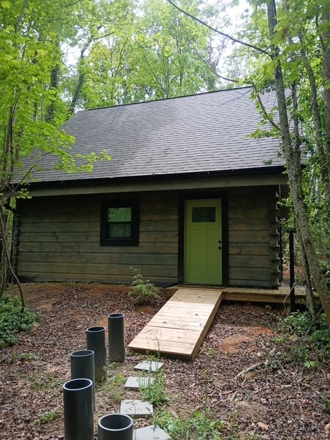 Building Photo - 130 Forest Ridge Dr