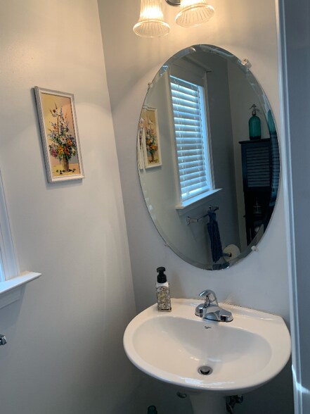 Building Photo - 2505 Benlar Ct