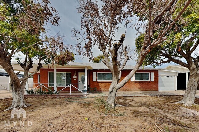 Building Photo - 6314 N 30th Dr