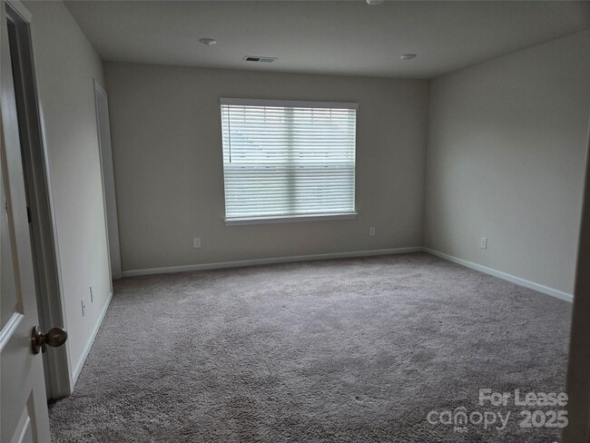 Building Photo - 525 San Marco Dr