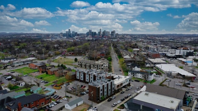 Building Photo - 3 Bedroom Townhome in 5 Points with Private Garage and Rooftop Deck