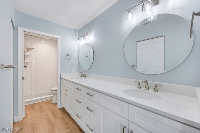 Building Photo - 774 Wiggins Lake Dr