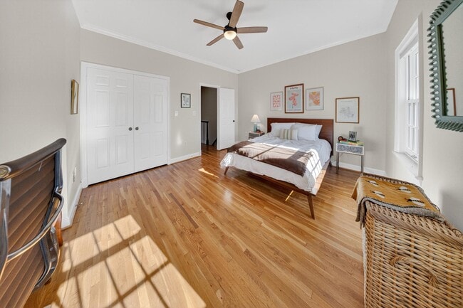 Building Photo - 4453 Westover Pl NW