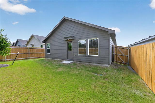 Building Photo - 1429 Erie Dr