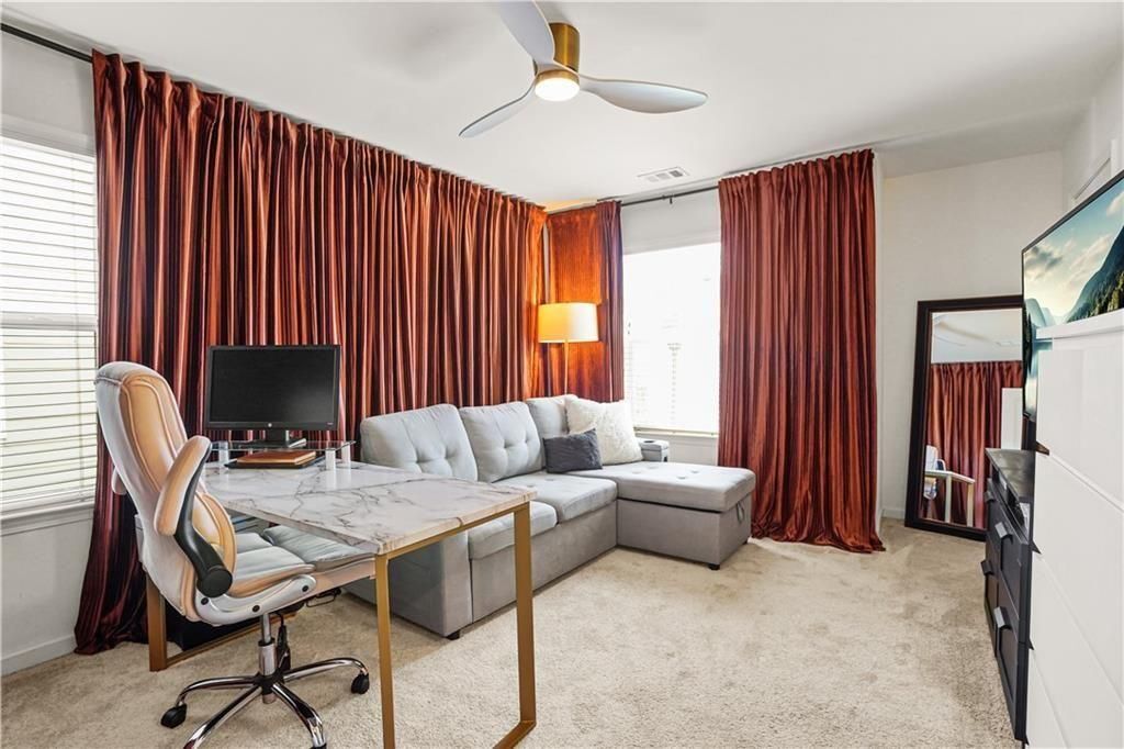 Building Photo - 580 Morrow Ln