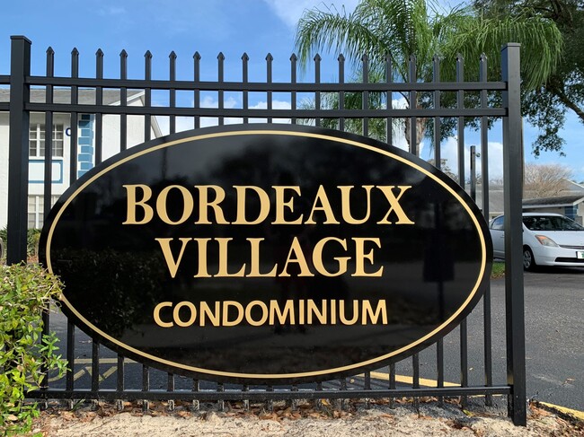 Primary Photo - 5002 Bordeaux Village Plz