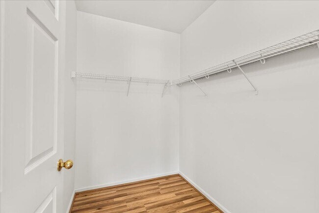 Building Photo - 17104 Chesapeake Cir