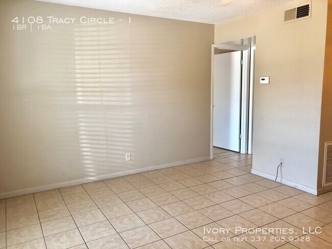 Building Photo - 4108 Tracy Circle Apt. 1