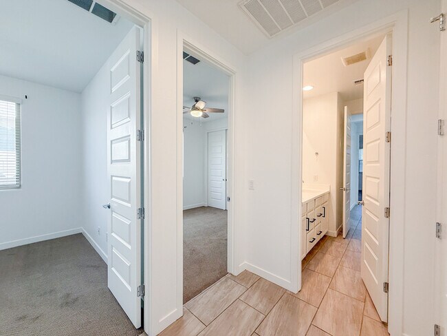 Building Photo - 3811 S 64th Dr