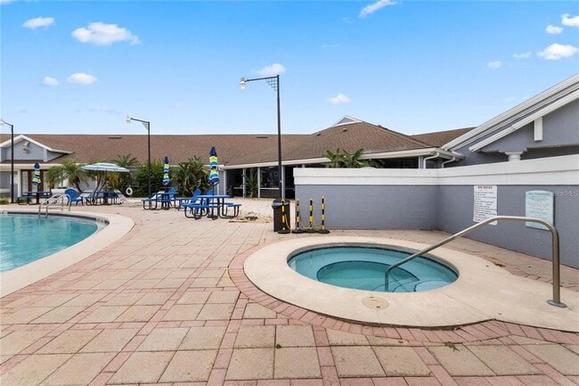 Building Photo - 803 Caribbean Dr