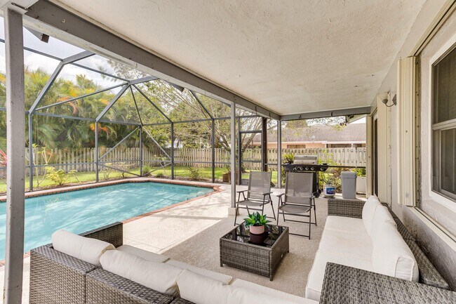 Building Photo - 1740 Shower Tree Way