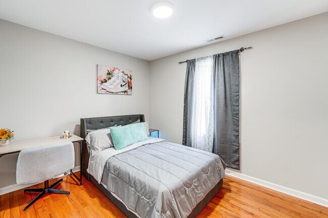 Building Photo - 51 Indian Ave