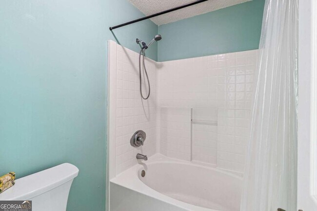 Building Photo - Available Today!