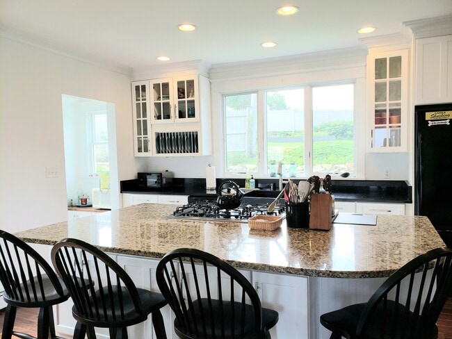 Building Photo - 243 Manomet Point Rd