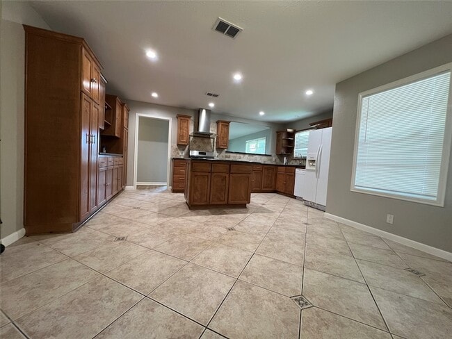 Building Photo - 2603 Goldenrod St