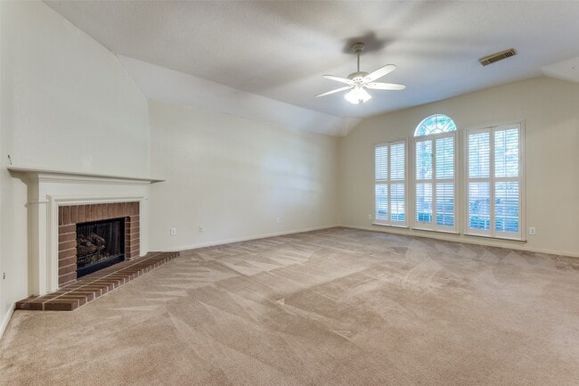 Building Photo - 127 S Winterport Cir