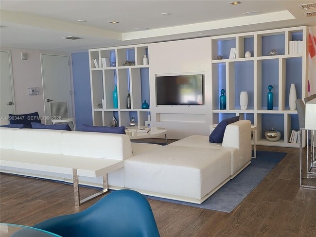 Building Photo - 4250 Biscayne Blvd