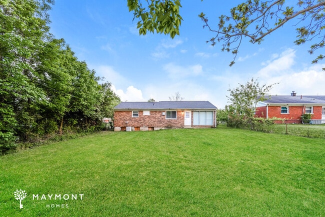 Building Photo - 2058 Mistyhill Dr