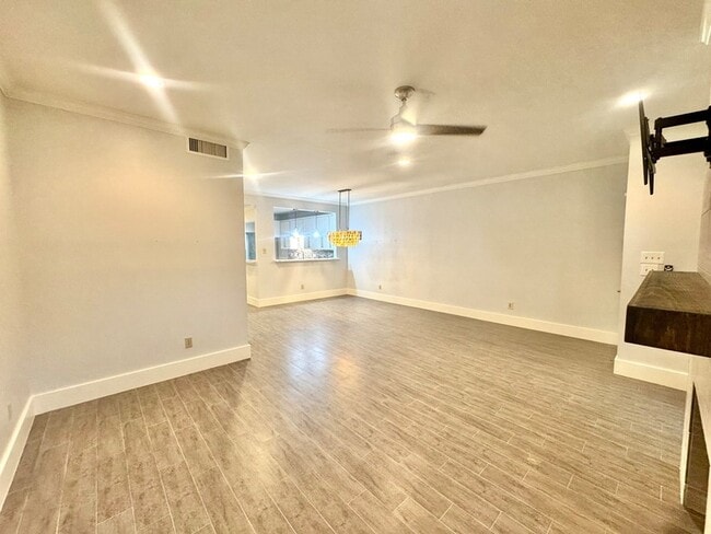 Building Photo - 2323 Bering Dr