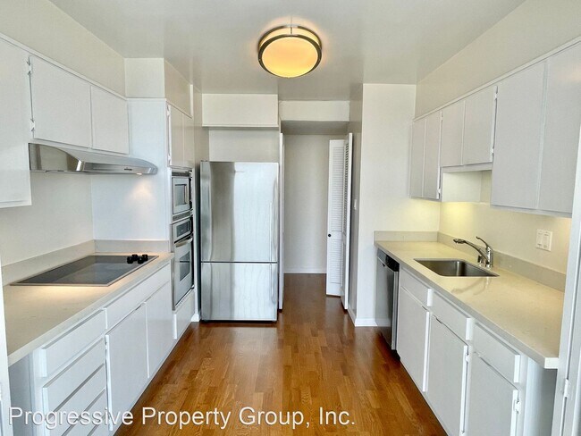 Building Photo - 1 br, 2 bath House - 2200 Sacramento Apart...