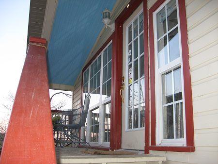 Building Photo - 411 W South St